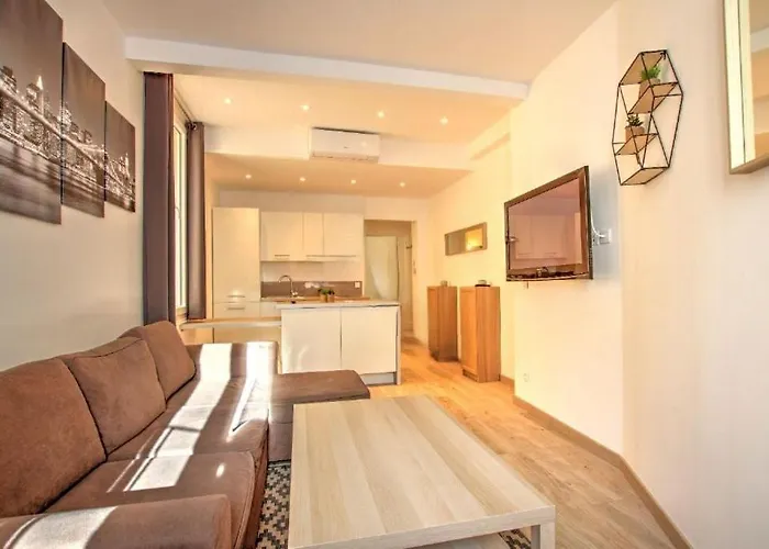 Lovely 1br Flat 15 Min Walk From La Croisette Daire Cannes